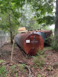 Stationary 1,000 Gallon Anti-Strip Tank (2 of 4)