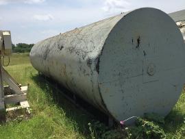 Stationary 12,000 Gallon Emulsion Tank (2 of 2)
