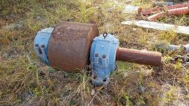 Trunnion (2 of 6)
