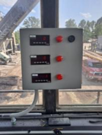 NEW Digital Amp Gauge (1 of 1)