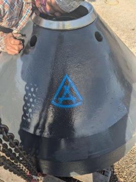2014 Stationary BARE Trio Cone Crusher (6 of 8)