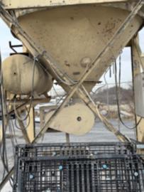 REDUCED PRICE -Stationary 300BBL Dust Silo (5 of 6)