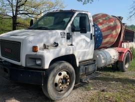 2006 3.5 Yard GMC Concrete Truck (2 of 3)