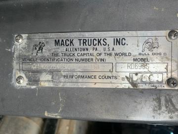 1986 10.5 Yard Concrete Mixer (4 of 4)