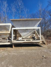 PRICE REDUCED - Stationary (9'X13") 5 Bin Peerless Cold Feed (3 of 13)